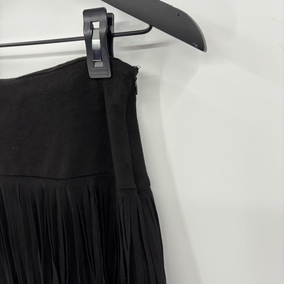AQUA Black Faux Suede‎ Fringe Mini Skirt Small Whimsigoth Y2K Festival Western - Picture 8 of 10